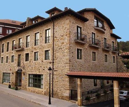 Hotel Villa De Cabrales اريناس دي كابراليس المظهر الخارجي الصورة